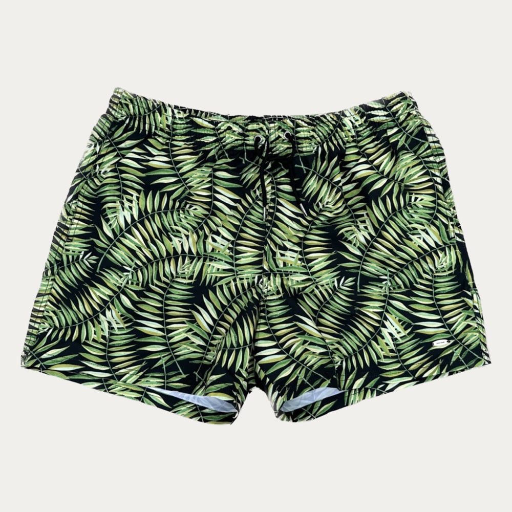 New with Tags
Size: Large - eXtra Large
Black Green Floral Leaves